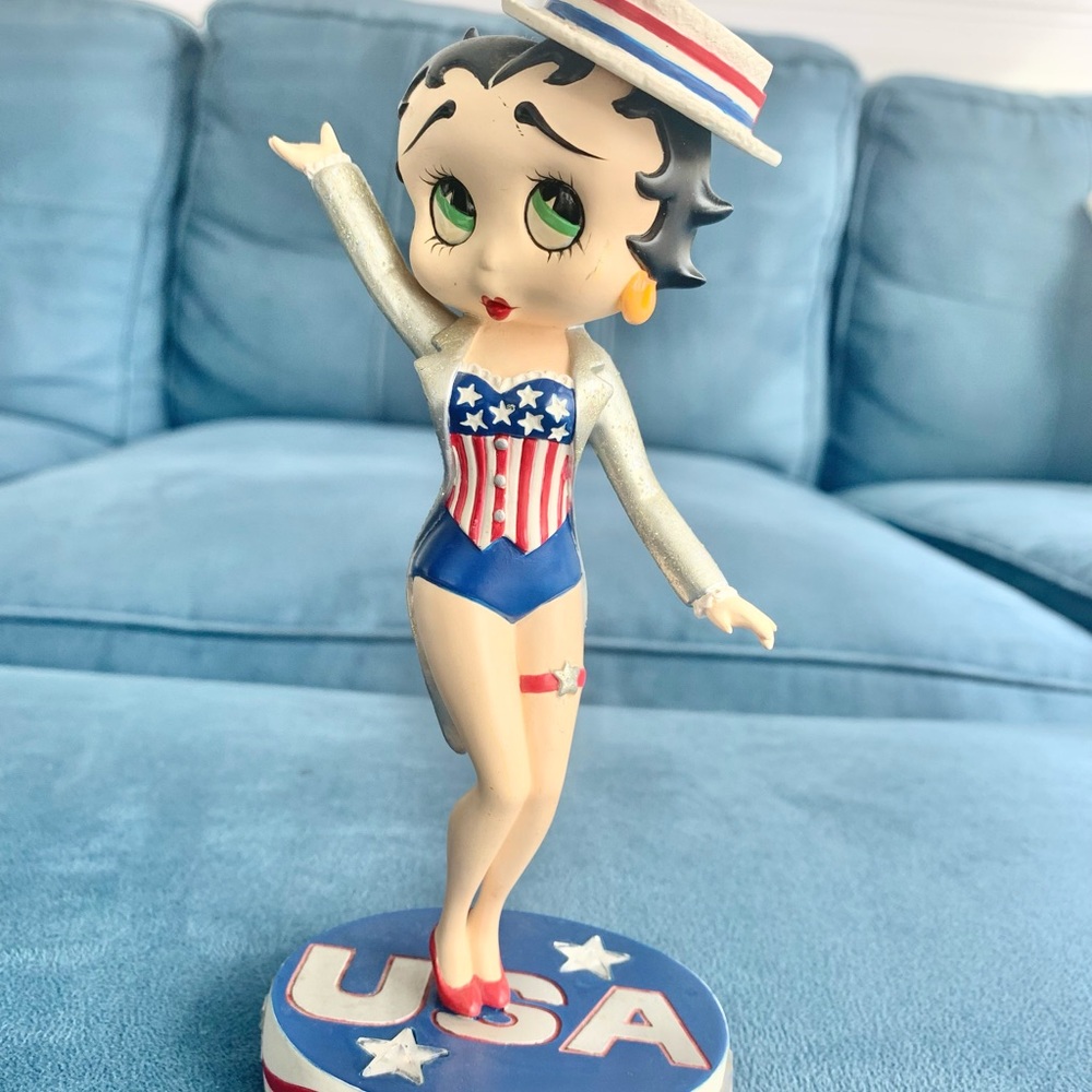 Betty Boop USA figurine